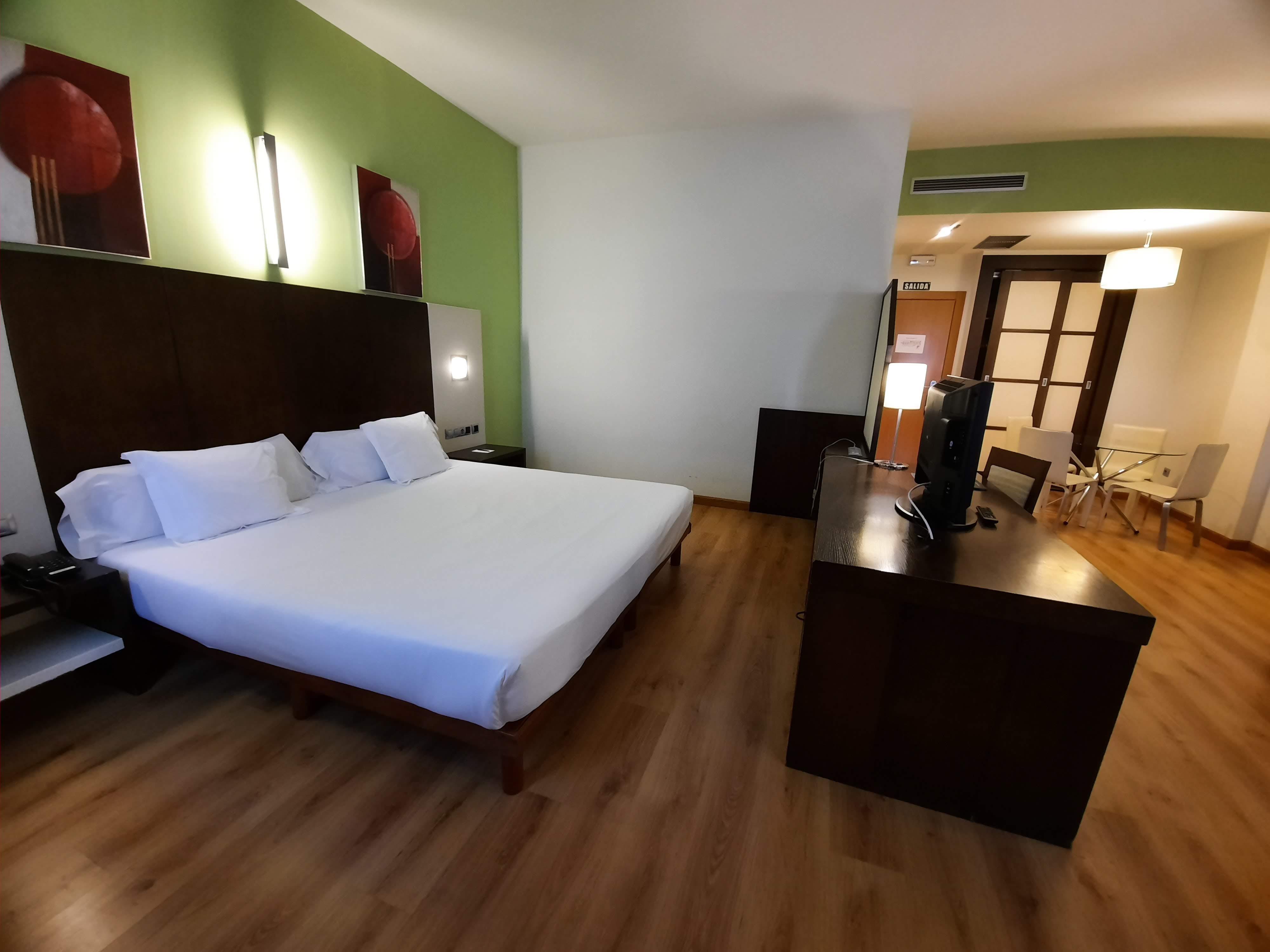 Hotel La Borona 기욘 외부 사진