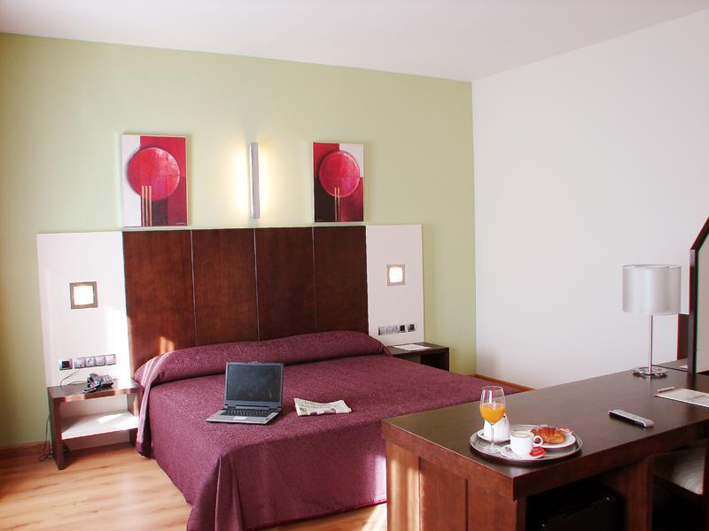 Hotel La Borona 기욘 객실 사진